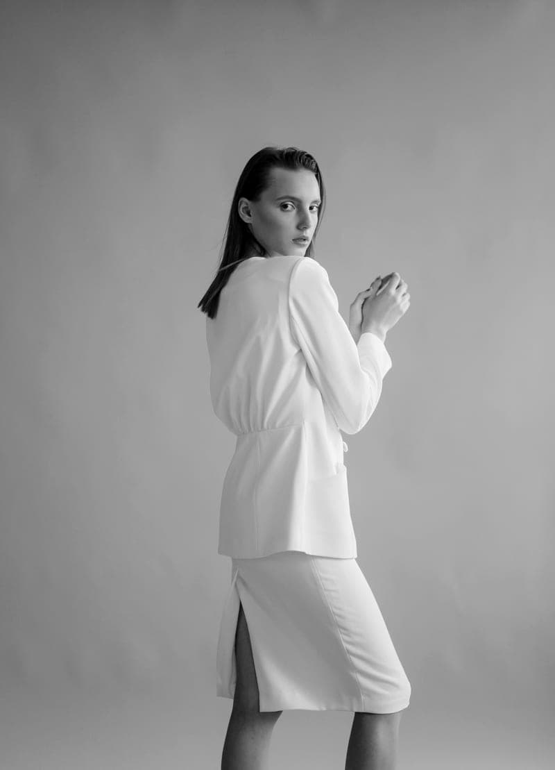 Inspiration tenue — silhouette épurée